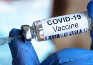 ΕΚΠΑ: Οι 4 δόσεις εμβολίου SARS-CoV-2 είναι αποτελεσματικότερες συγκριτικά με τις 3