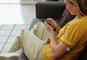Medtronic & Abbott:     CGM     FDA