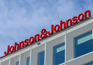 Johnson & Johnson: ���������� �� ��� ������� Naomi Watts